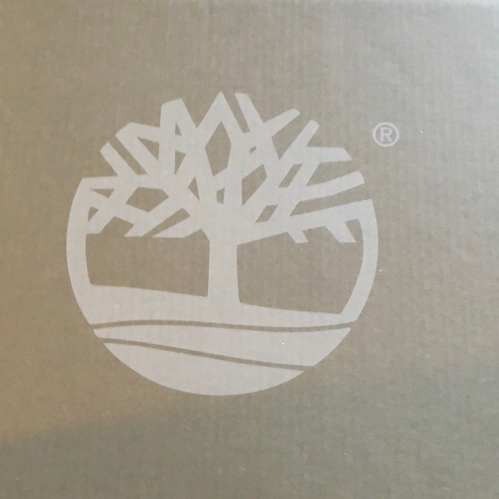 Women’s timberland boots. Brand new in box. Great for the cold season. Size 6.5